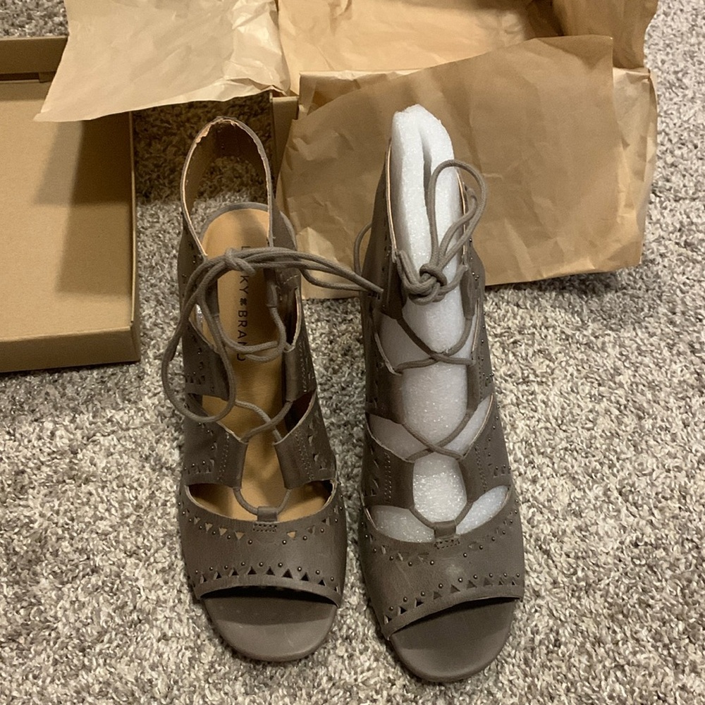 Lucky brand heeled open toe shoes NWT